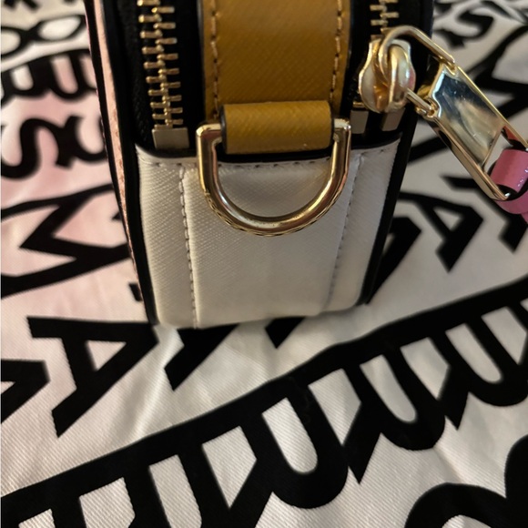 Marc Jacobs Snapshot rose multi color bag with 2 straps - Picture 4 of 11